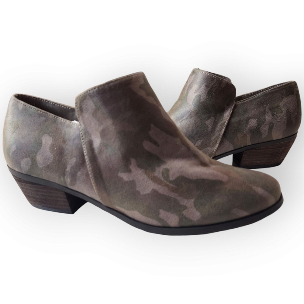 Torrid Camo Western Faux Suede Ankle Bootie (WW) Size 10.5